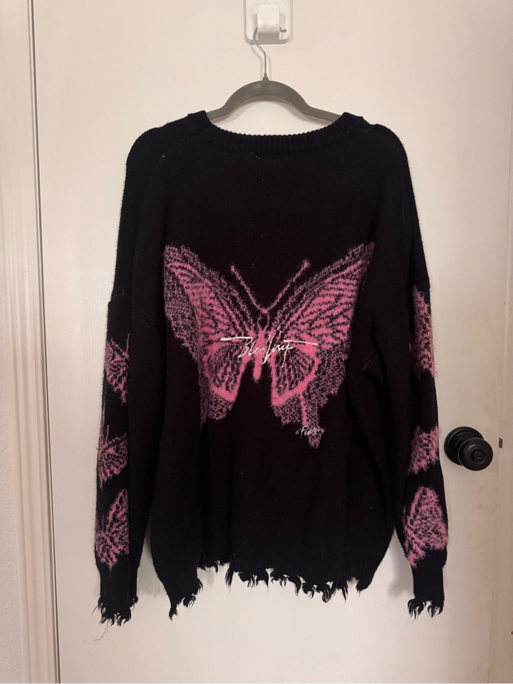 NEWSTUDIO Bloodline Butterfly Distressed Oversized Sweater XL